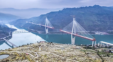 云南綏江：金沙江畔春景如畫